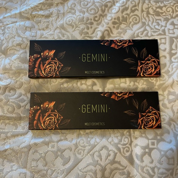 Melt Gemini Eyeshadow Palette - Picture 3 of 10